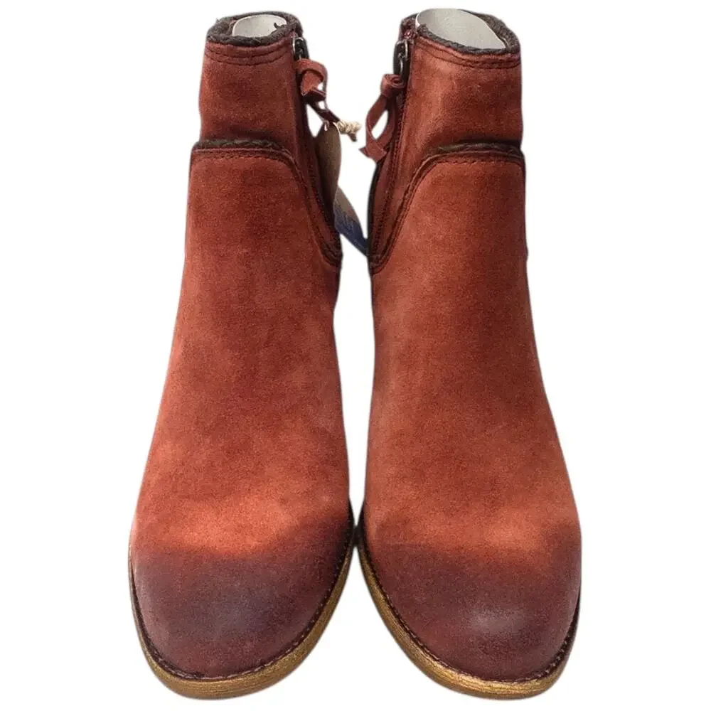 Sofft Taylie Waterproof Suede Leather Heeled Ankle Boots Womens Size 8.5  Red